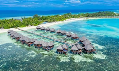 Maldives Paradise: Overwater Bungalows and Crystal Waters